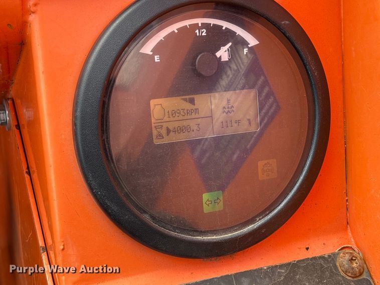 image for item FI0142 2013 JLG Skytrak 10042 telehandler