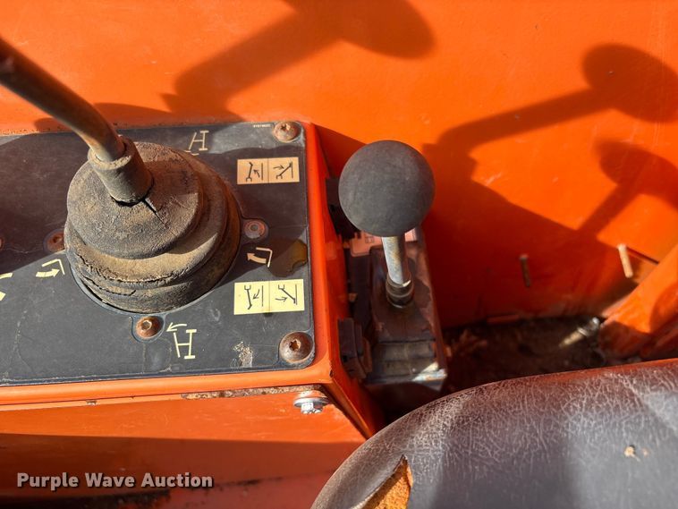 image for item FI0142 2013 JLG Skytrak 10042 telehandler