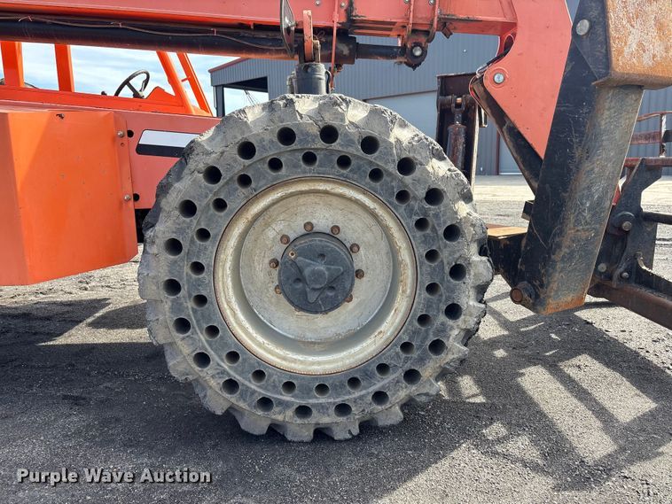 image for item FI0142 2013 JLG Skytrak 10042 telehandler