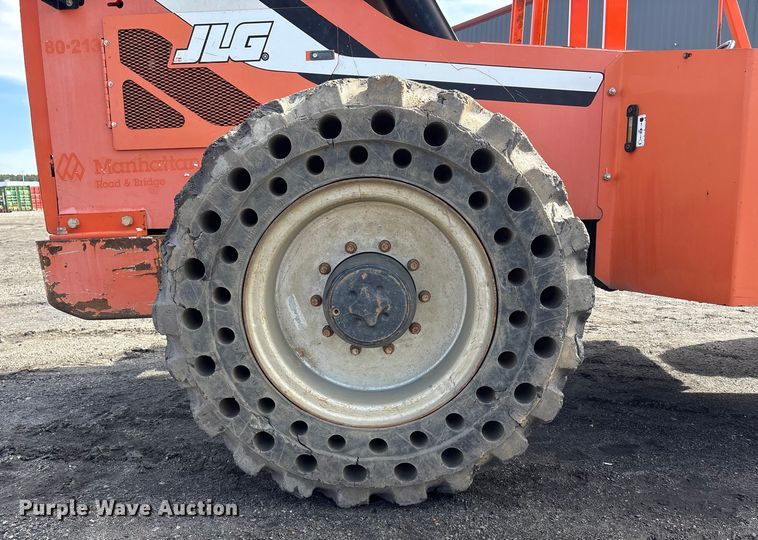 image for item FI0142 2013 JLG Skytrak 10042 telehandler