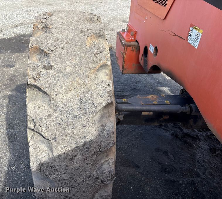 image for item FI0142 2013 JLG Skytrak 10042 telehandler