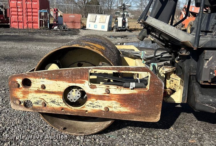 image for item FI0143 Ingersoll Rand SD-45D TF single drum vibratory roller