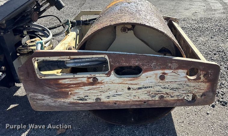 image for item FI0143 Ingersoll Rand SD-45D TF single drum vibratory roller