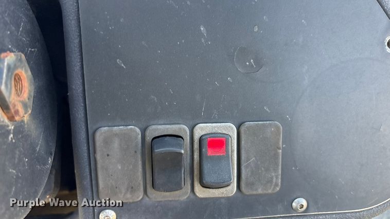 image for item FI0143 Ingersoll Rand SD-45D TF single drum vibratory roller