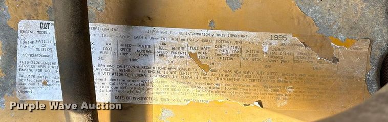 image for item FI0144 1995 International 8100 water truck