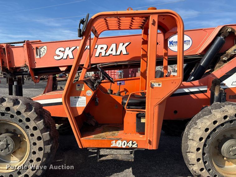 image for item FI0145 2014 JLG Skytrak 10042 telehandler