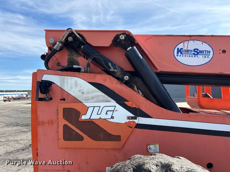 image for item FI0145 2014 JLG Skytrak 10042 telehandler