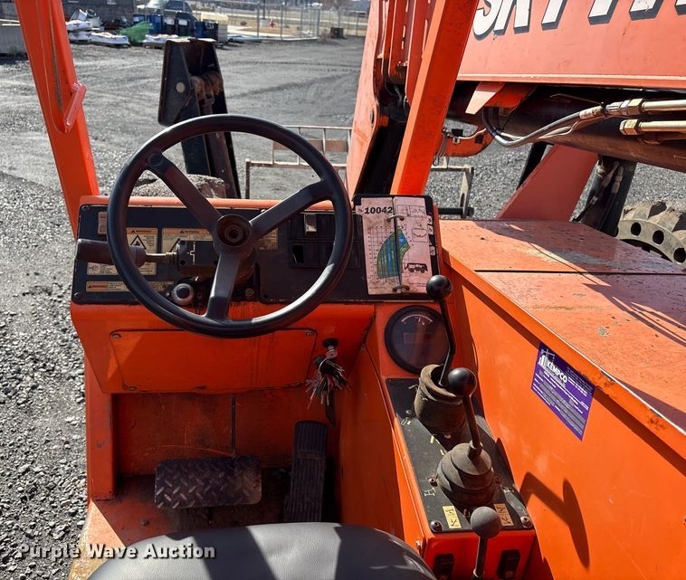 image for item FI0145 2014 JLG Skytrak 10042 telehandler