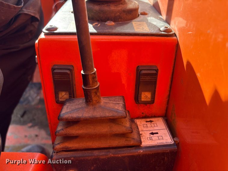 image for item FI0145 2014 JLG Skytrak 10042 telehandler