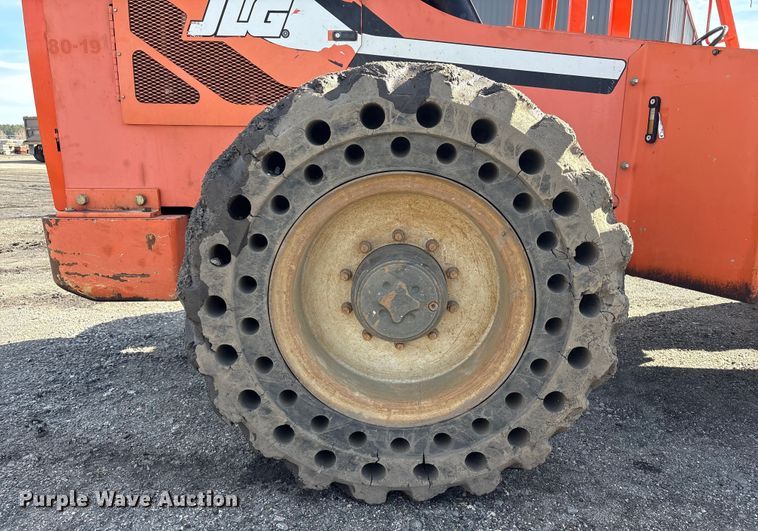 image for item FI0145 2014 JLG Skytrak 10042 telehandler