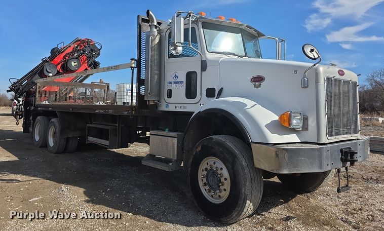 image for item FI0804 2006 Peterbilt 357 crane truck