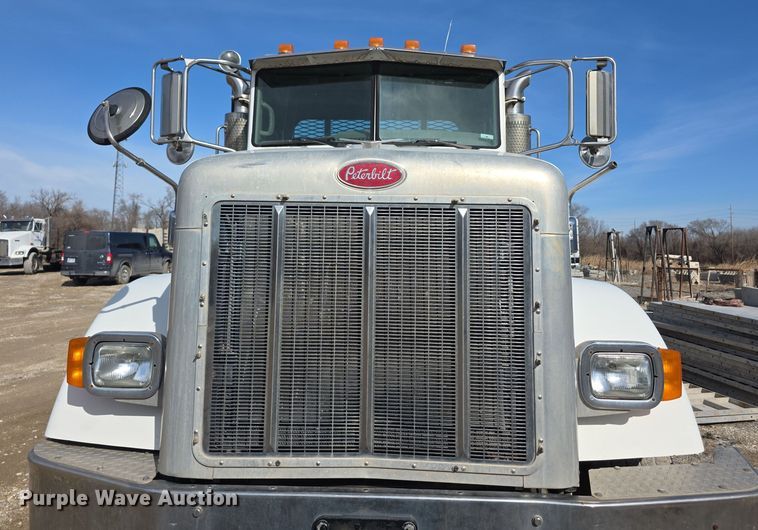 image for item FI0804 2006 Peterbilt 357 crane truck