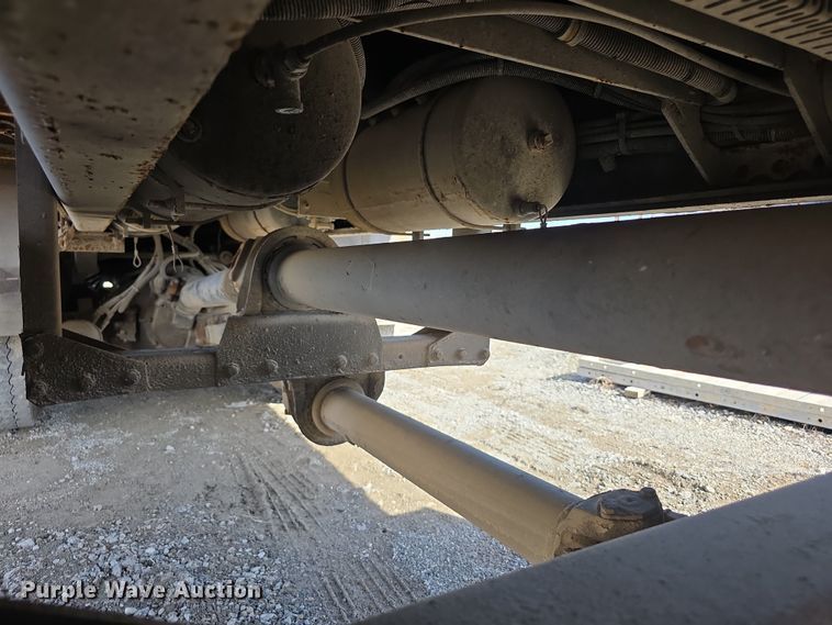 image for item FI0804 2006 Peterbilt 357 crane truck