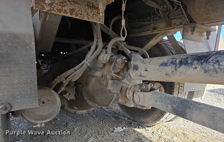 image for item FI0804 2006 Peterbilt 357 crane truck