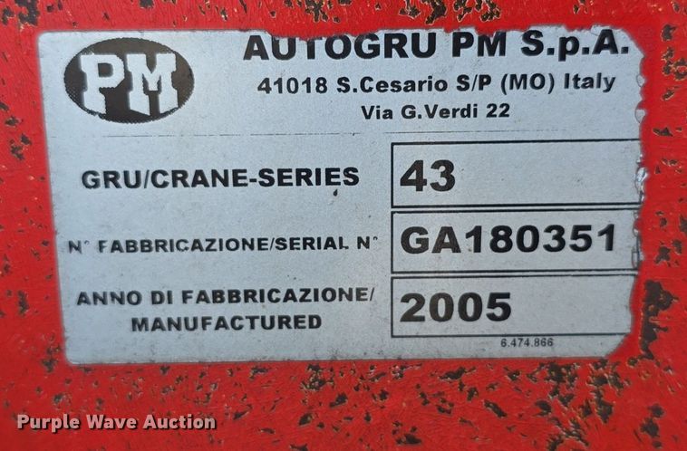 image for item FI0804 2006 Peterbilt 357 crane truck