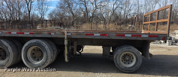 image for item FI0805 Kenworth T800 flatbed truck