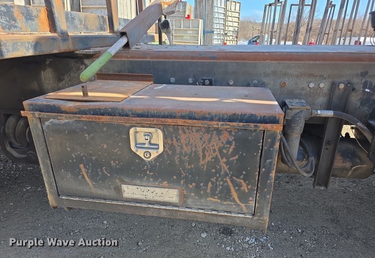 image for item FI0805 Kenworth T800 flatbed truck