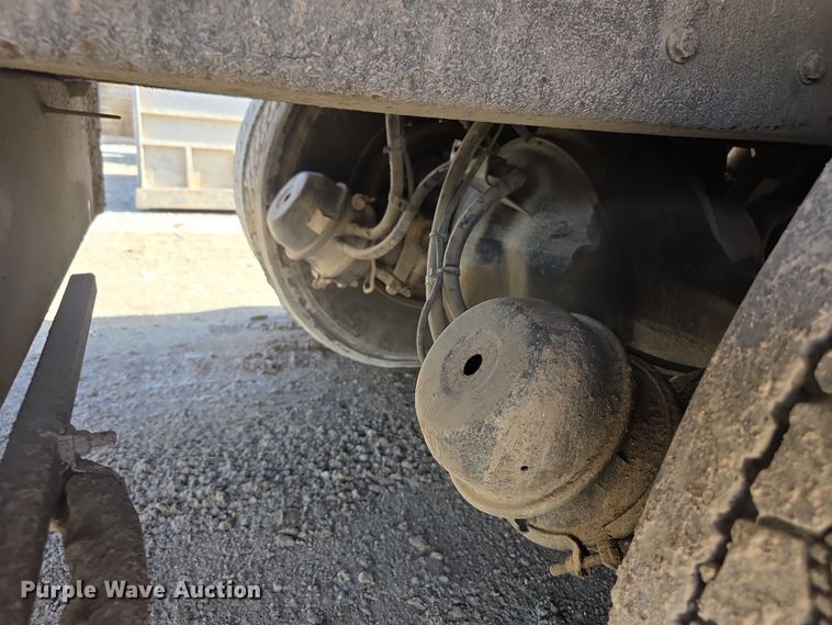 image for item FI0805 Kenworth T800 flatbed truck