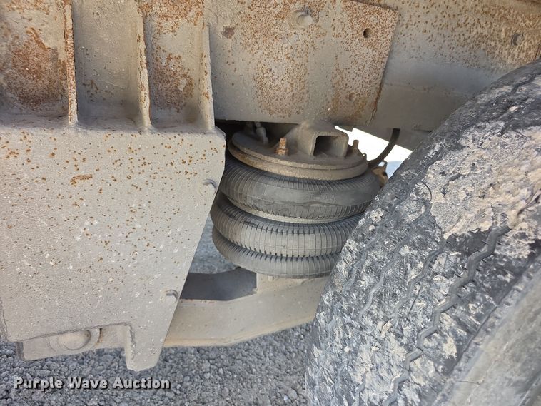 image for item FI0805 Kenworth T800 flatbed truck