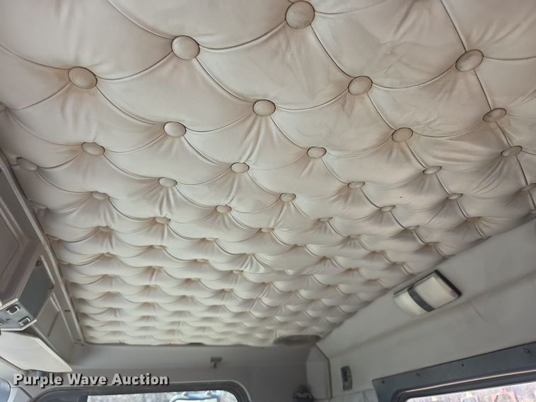 image for item FI0805 Kenworth T800 flatbed truck