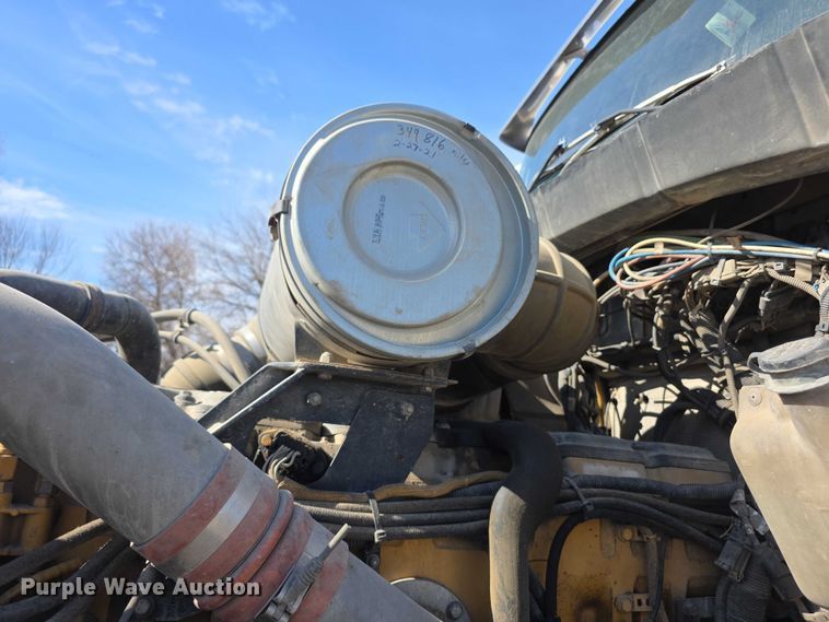 image for item FI0805 Kenworth T800 flatbed truck