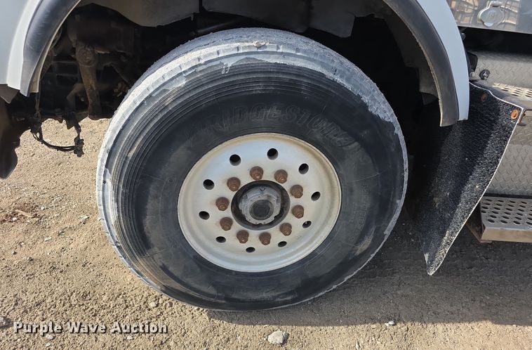 image for item FI0805 Kenworth T800 flatbed truck