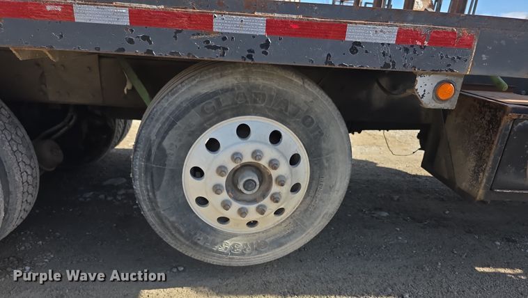 image for item FI0805 Kenworth T800 flatbed truck