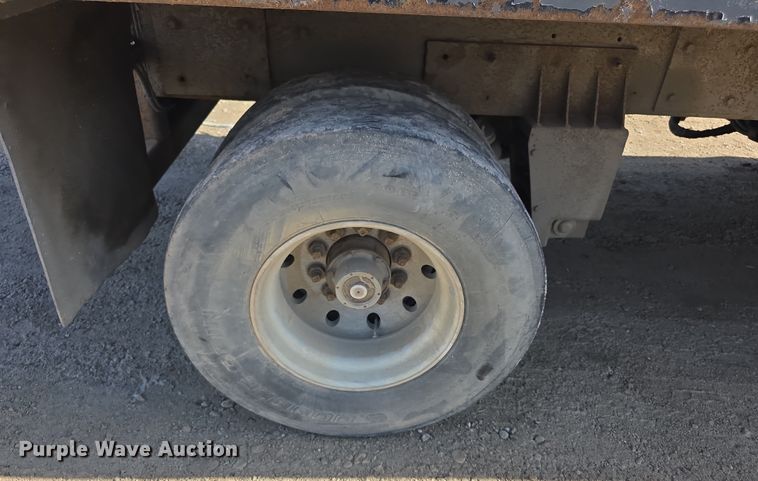 image for item FI0805 Kenworth T800 flatbed truck