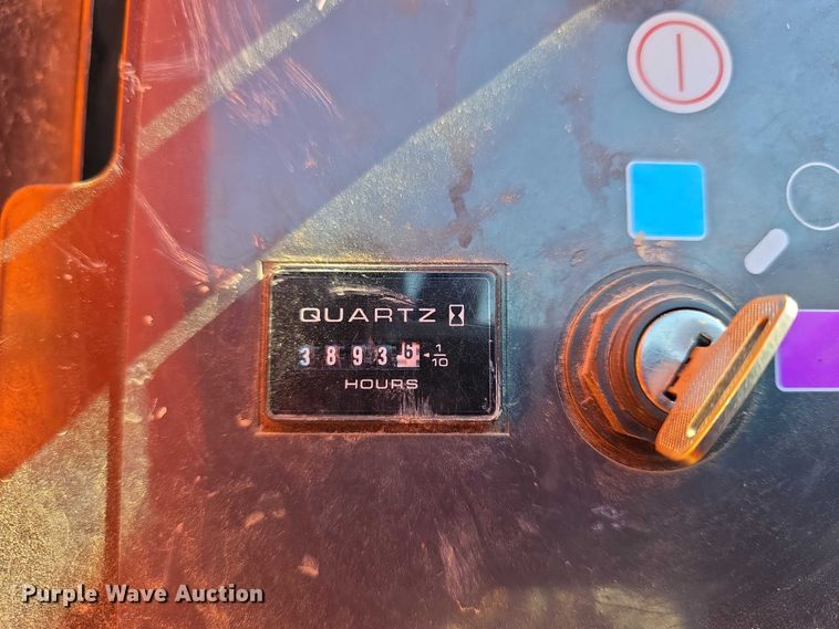 image for item FI0890 2017 JLG 660SJ boom lift