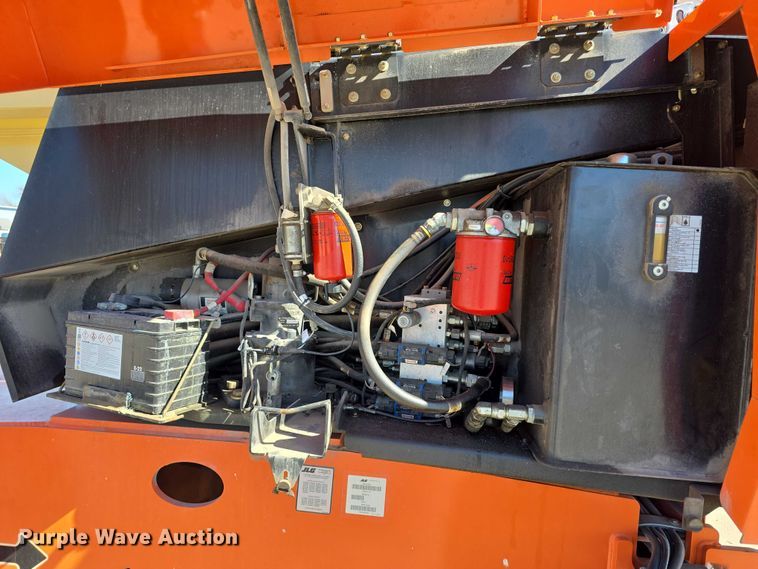 image for item FI0890 2017 JLG 660SJ boom lift