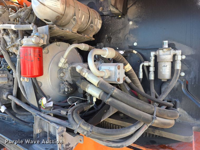 image for item FI0890 2017 JLG 660SJ boom lift