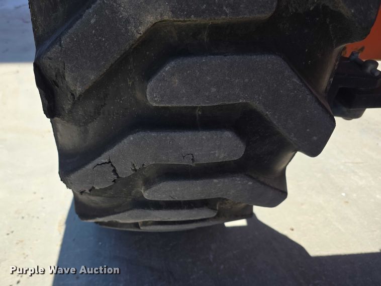 image for item FI0890 2017 JLG 660SJ boom lift