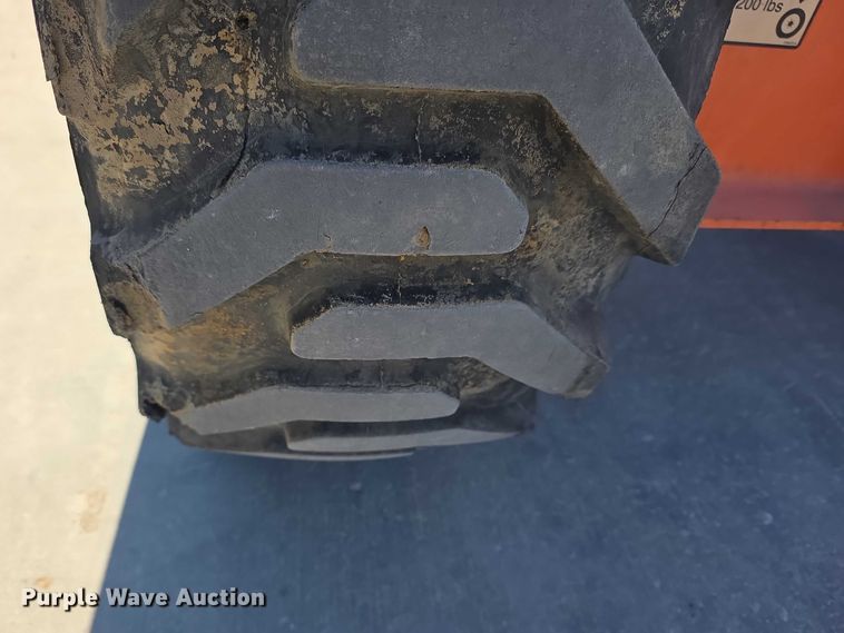 image for item FI0890 2017 JLG 660SJ boom lift