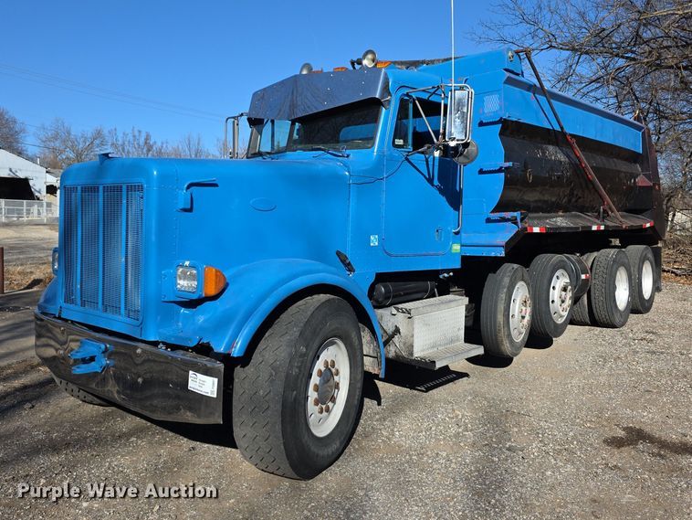 image for item FI0897 1996 Peterbilt 357 dump truck
