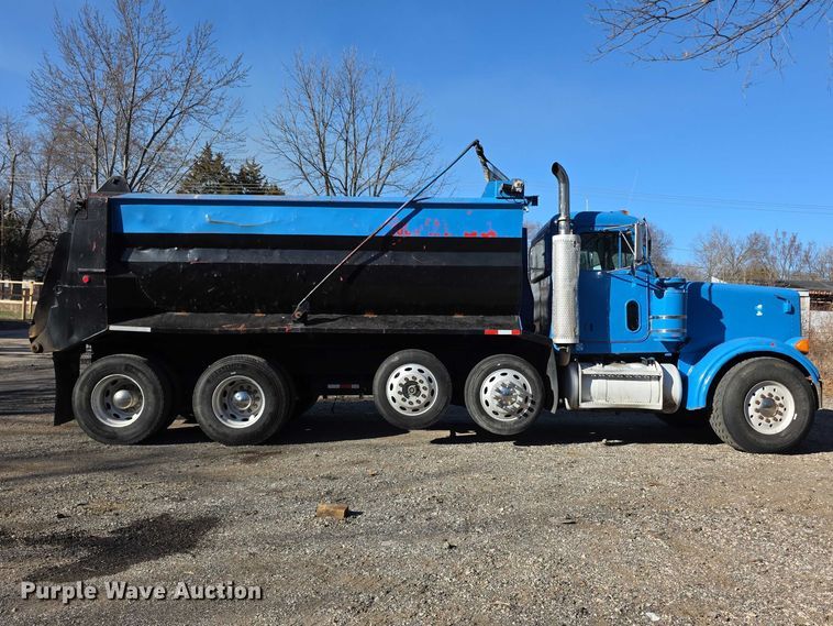 image for item FI0897 1996 Peterbilt 357 dump truck