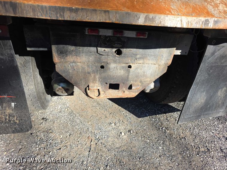 image for item FI0897 1996 Peterbilt 357 dump truck