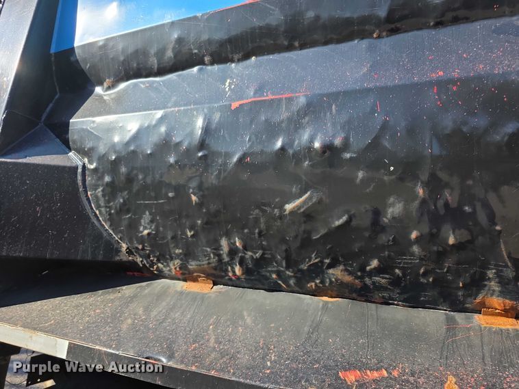 image for item FI0897 1996 Peterbilt 357 dump truck