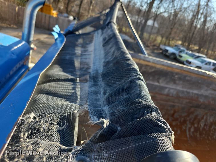 image for item FI0897 1996 Peterbilt 357 dump truck