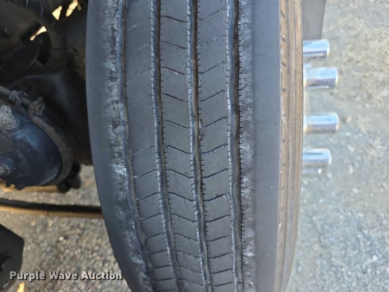 image for item FI0897 1996 Peterbilt 357 dump truck