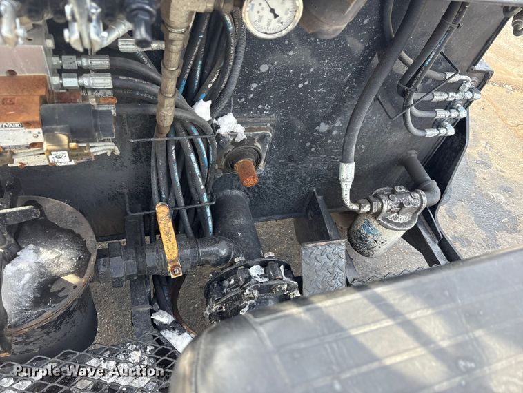 image for item FK1171 2019 Blastcrete Equipment Neal DA350 sealcoat squeegee machine