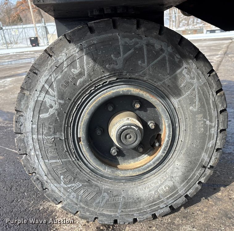 image for item FK1171 2019 Blastcrete Equipment Neal DA350 sealcoat squeegee machine