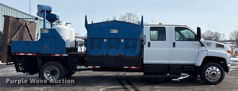 image for item FK1172 2006 GMC C7500 Crew Cab infrared asphalt heater truck