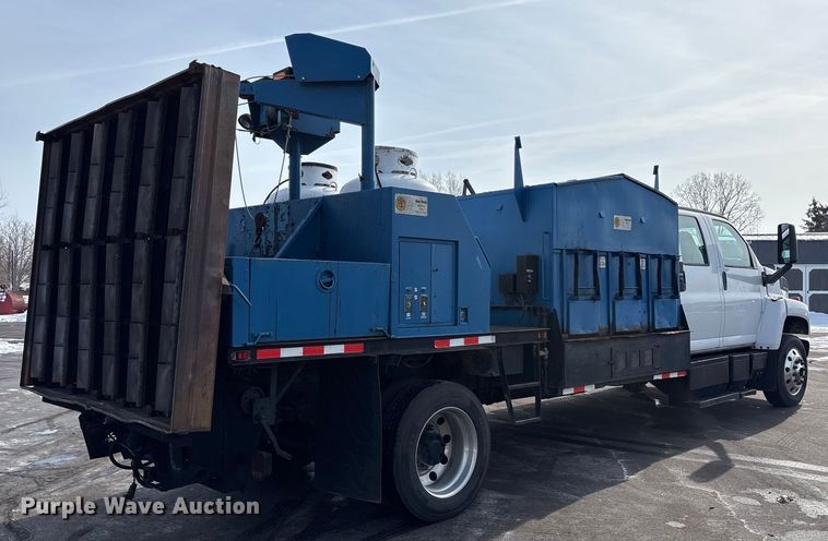 image for item FK1172 2006 GMC C7500 Crew Cab infrared asphalt heater truck