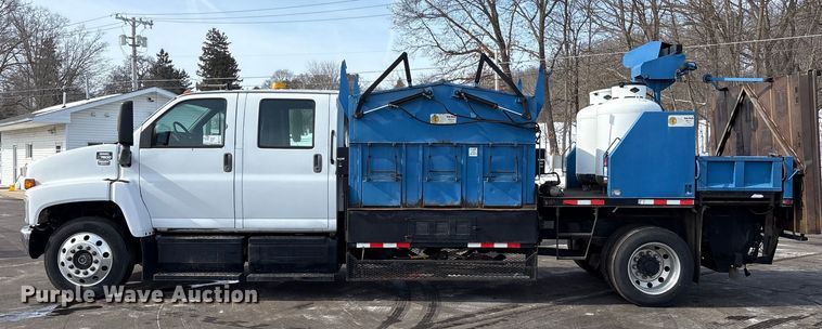 image for item FK1172 2006 GMC C7500 Crew Cab infrared asphalt heater truck