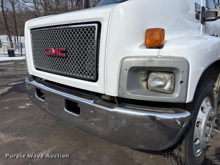 image for item FK1172 2006 GMC C7500 Crew Cab infrared asphalt heater truck