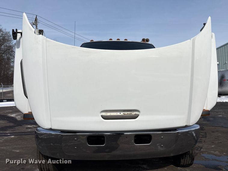 image for item FK1172 2006 GMC C7500 Crew Cab infrared asphalt heater truck