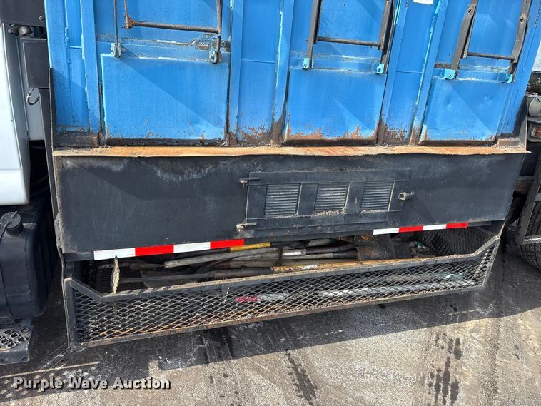 image for item FK1172 2006 GMC C7500 Crew Cab infrared asphalt heater truck