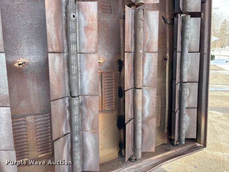 image for item FK1172 2006 GMC C7500 Crew Cab infrared asphalt heater truck