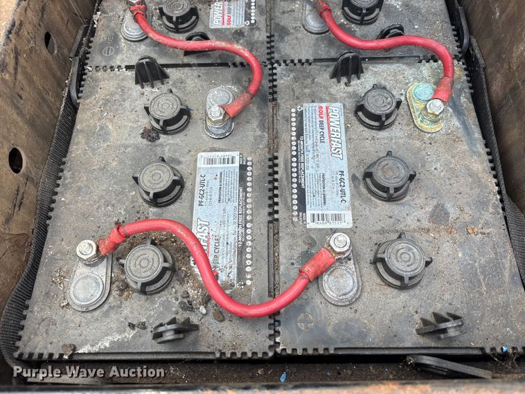 image for item FK1172 2006 GMC C7500 Crew Cab infrared asphalt heater truck