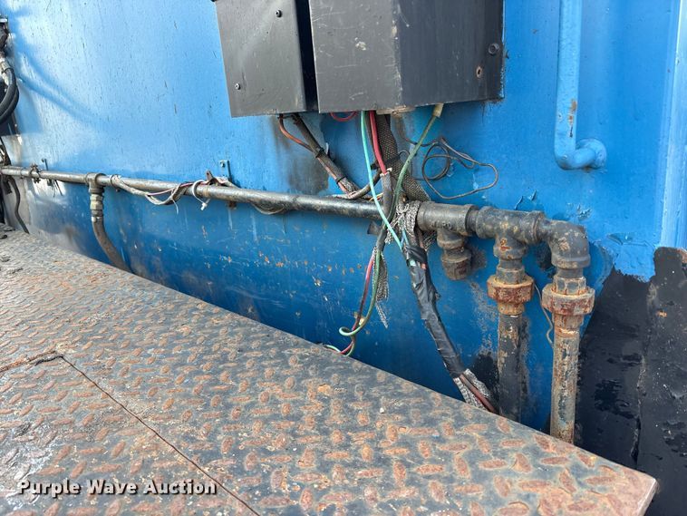 image for item FK1172 2006 GMC C7500 Crew Cab infrared asphalt heater truck